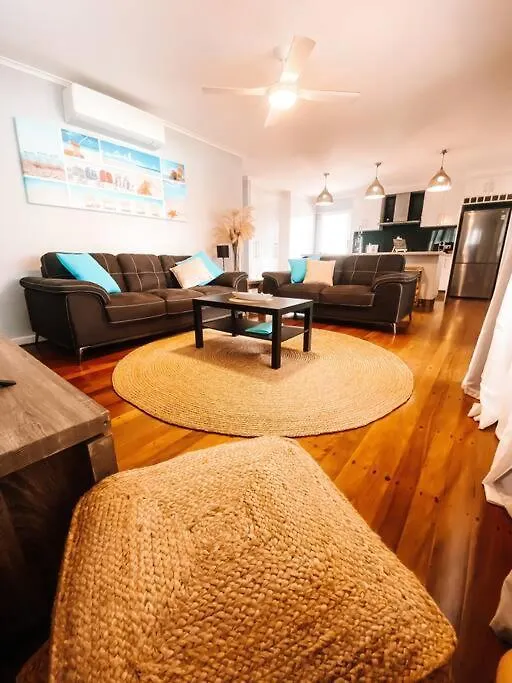 Beach Boutique With River View Maroochydore