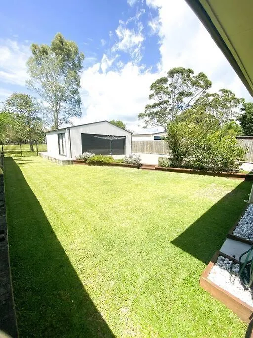 Beach Boutique With River View Maroochydore Hébergement de vacances